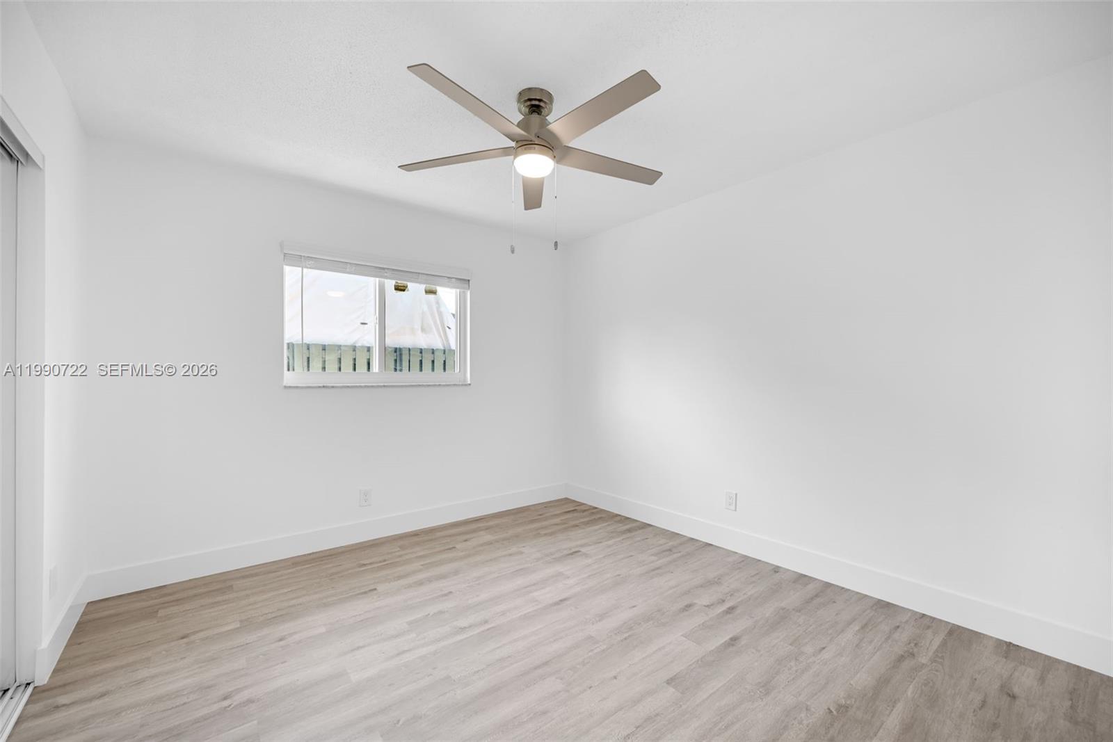 MIRROR LAKE ESTATES SEC S - Residential