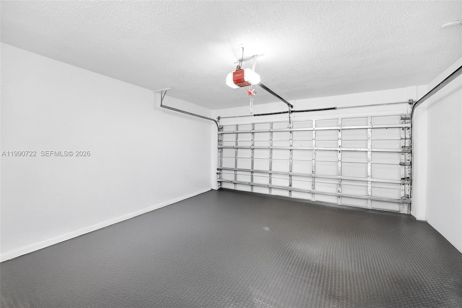 MIRROR LAKE ESTATES SEC S - Residential