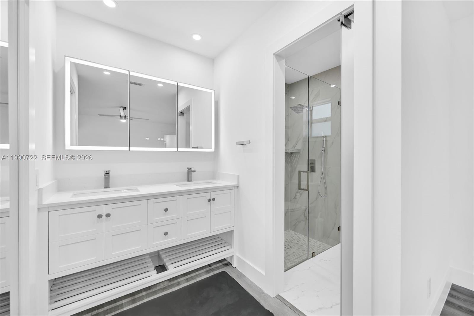 MIRROR LAKE ESTATES SEC S - Residential