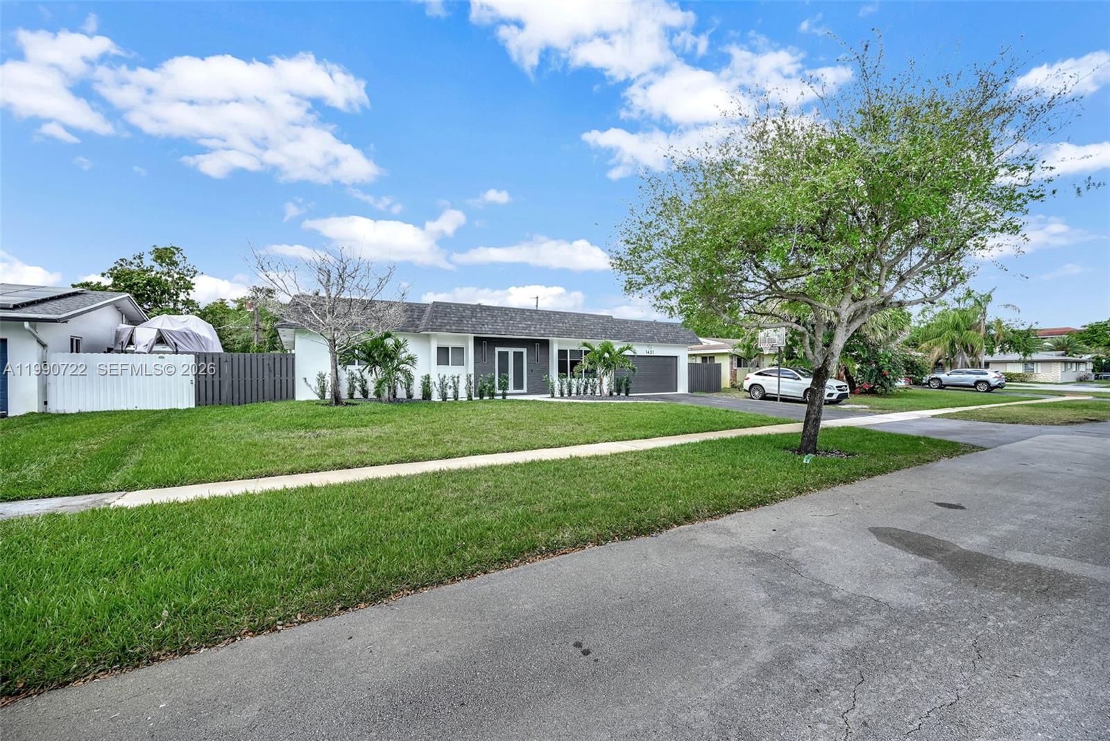 MIRROR LAKE ESTATES SEC S - Residential