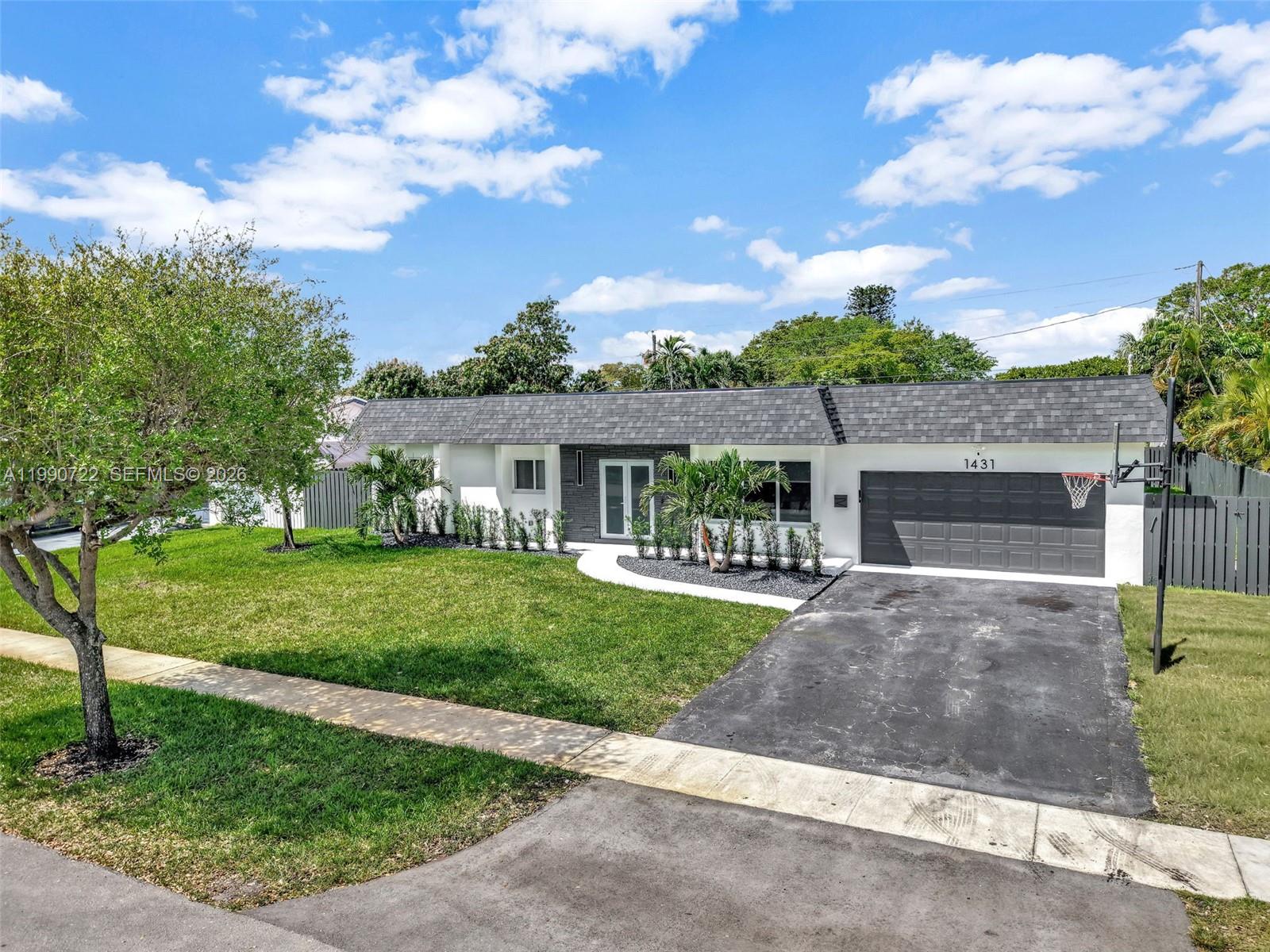 MIRROR LAKE ESTATES SEC S - Residential