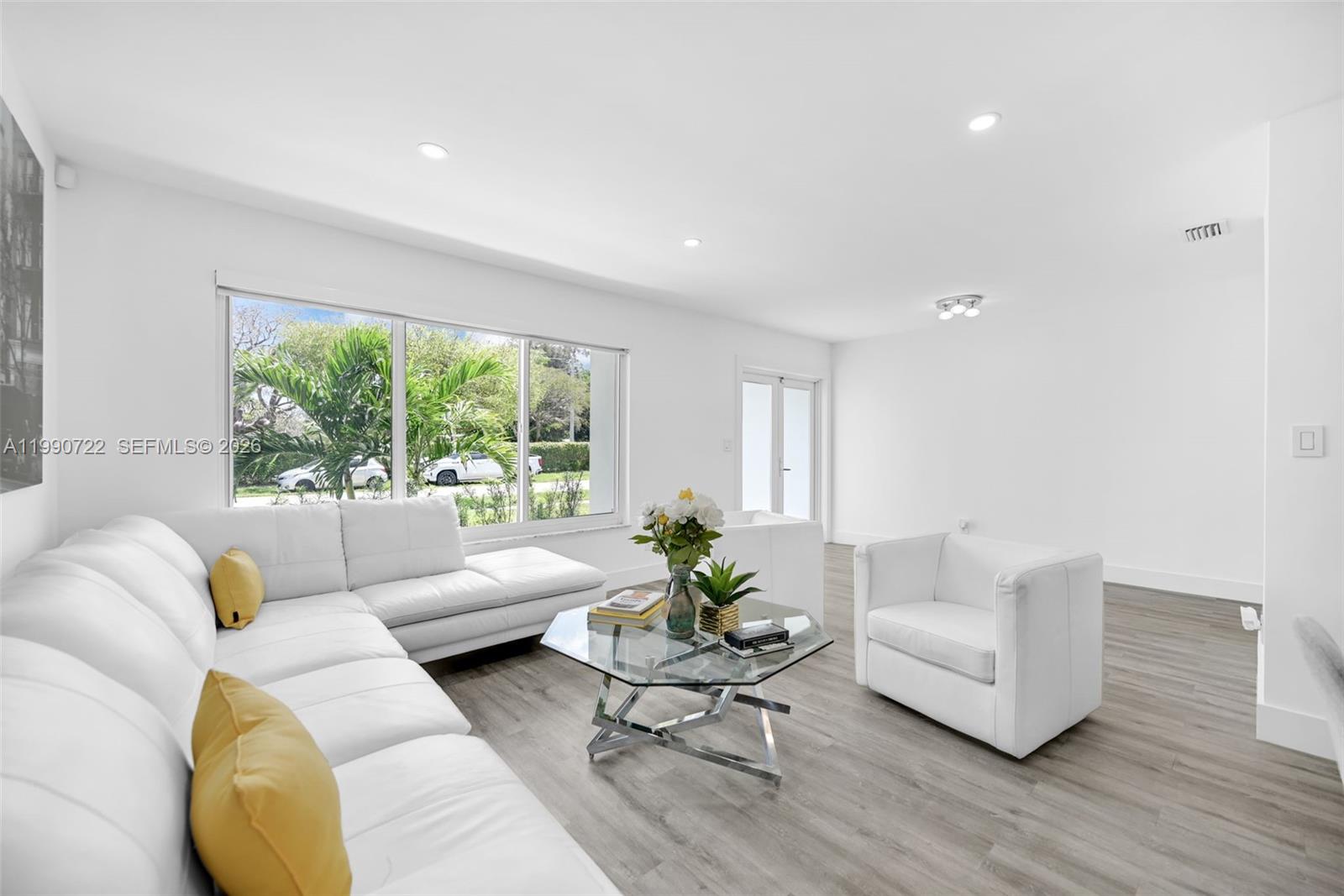 MIRROR LAKE ESTATES SEC S - Residential