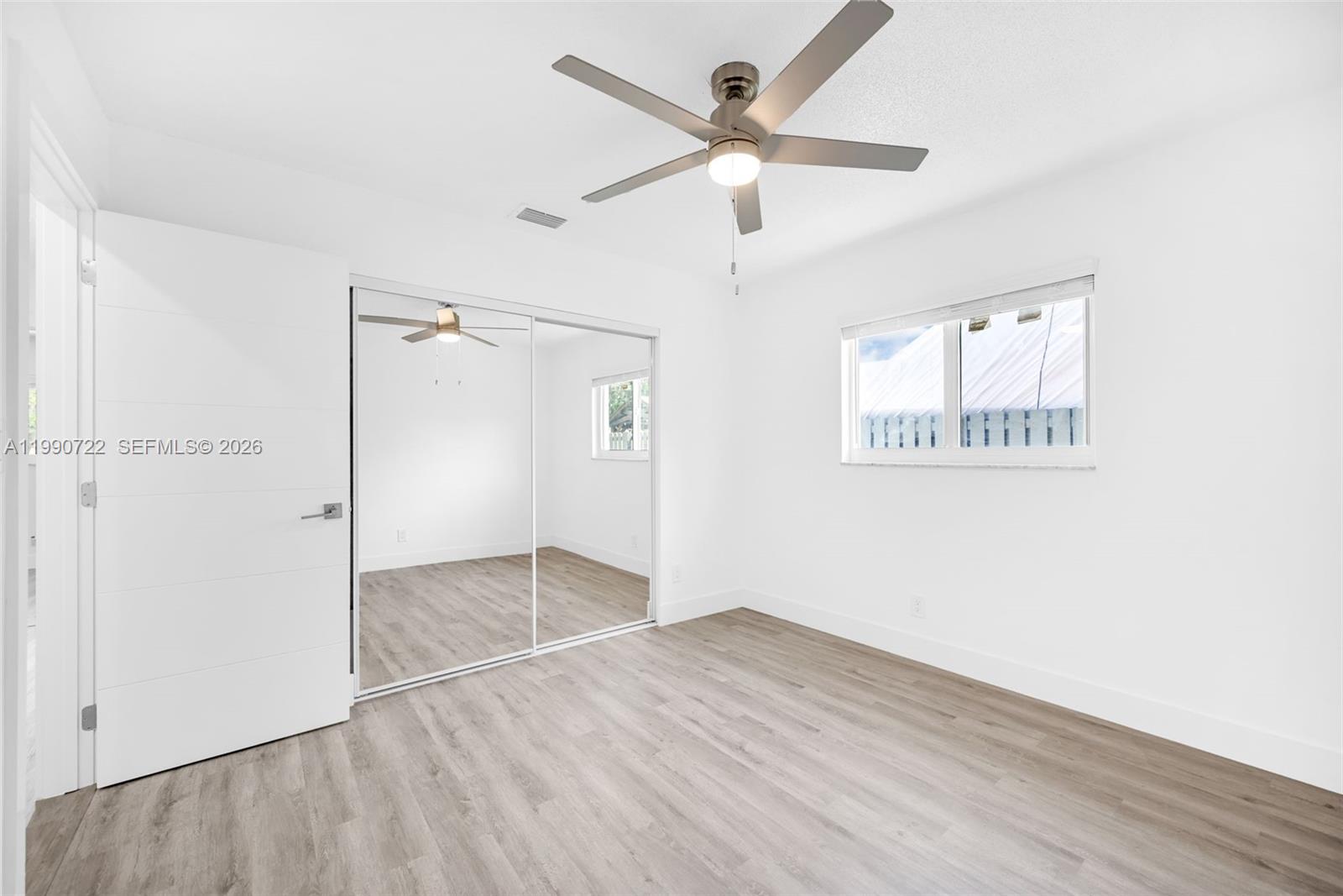 MIRROR LAKE ESTATES SEC S - Residential