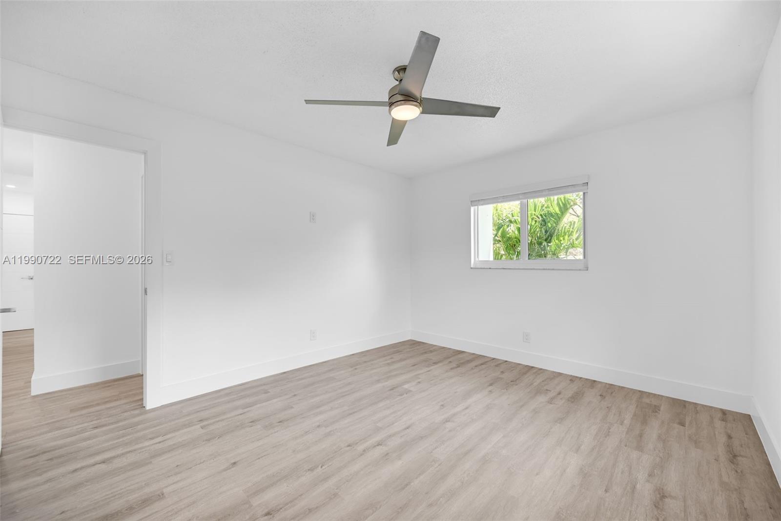 MIRROR LAKE ESTATES SEC S - Residential