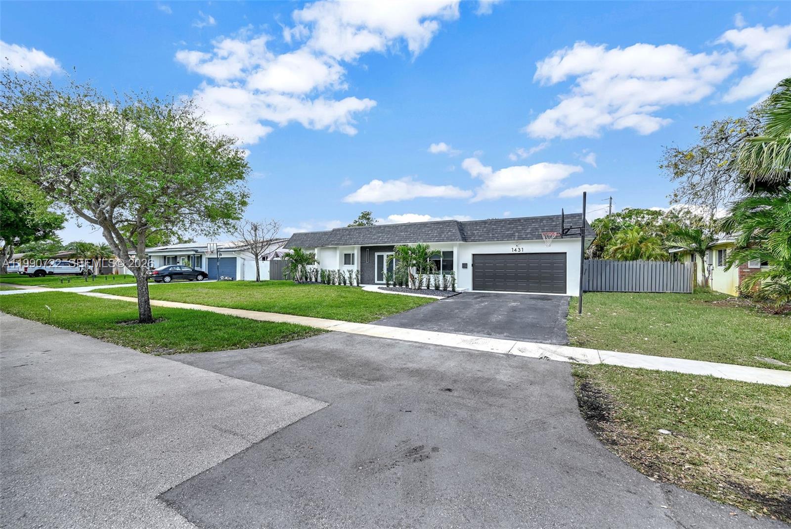 MIRROR LAKE ESTATES SEC S - Residential