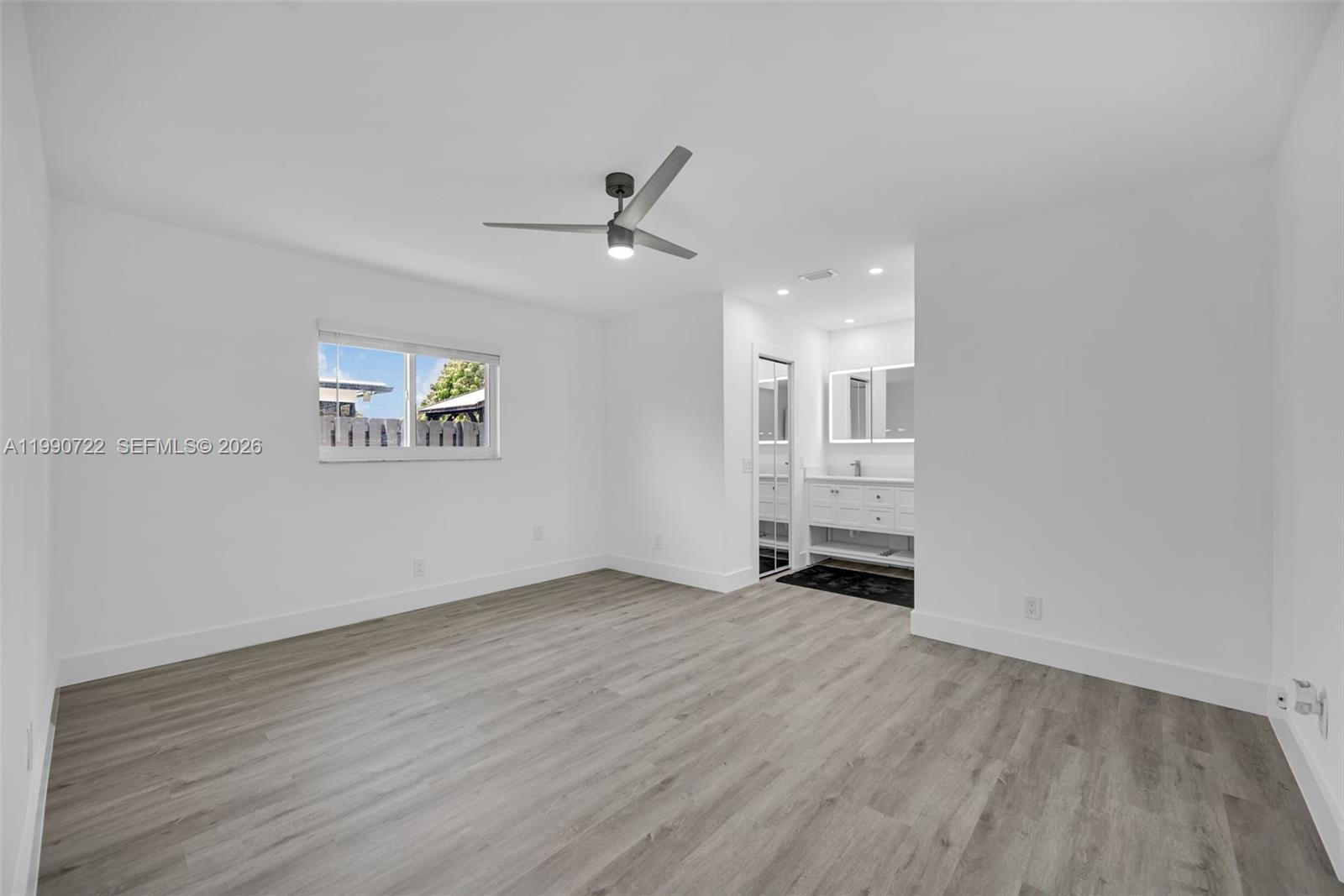 MIRROR LAKE ESTATES SEC S - Residential