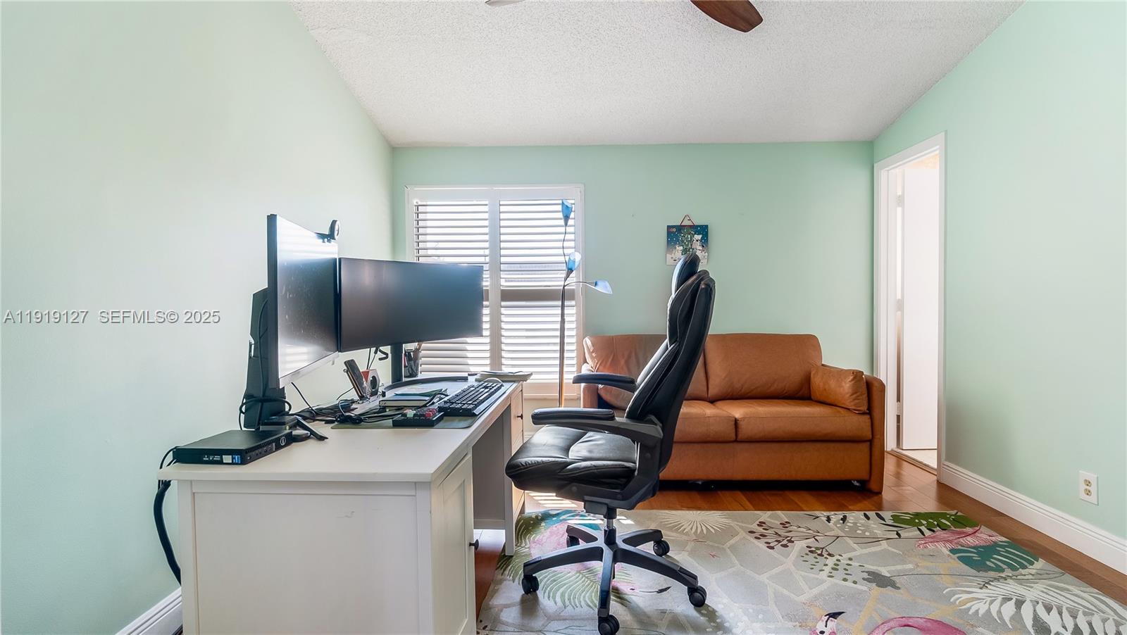 LAUDERDALE BY THE SEA - Residential