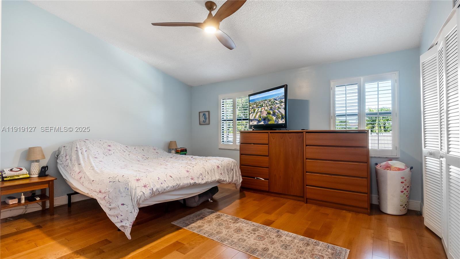 LAUDERDALE BY THE SEA - Residential