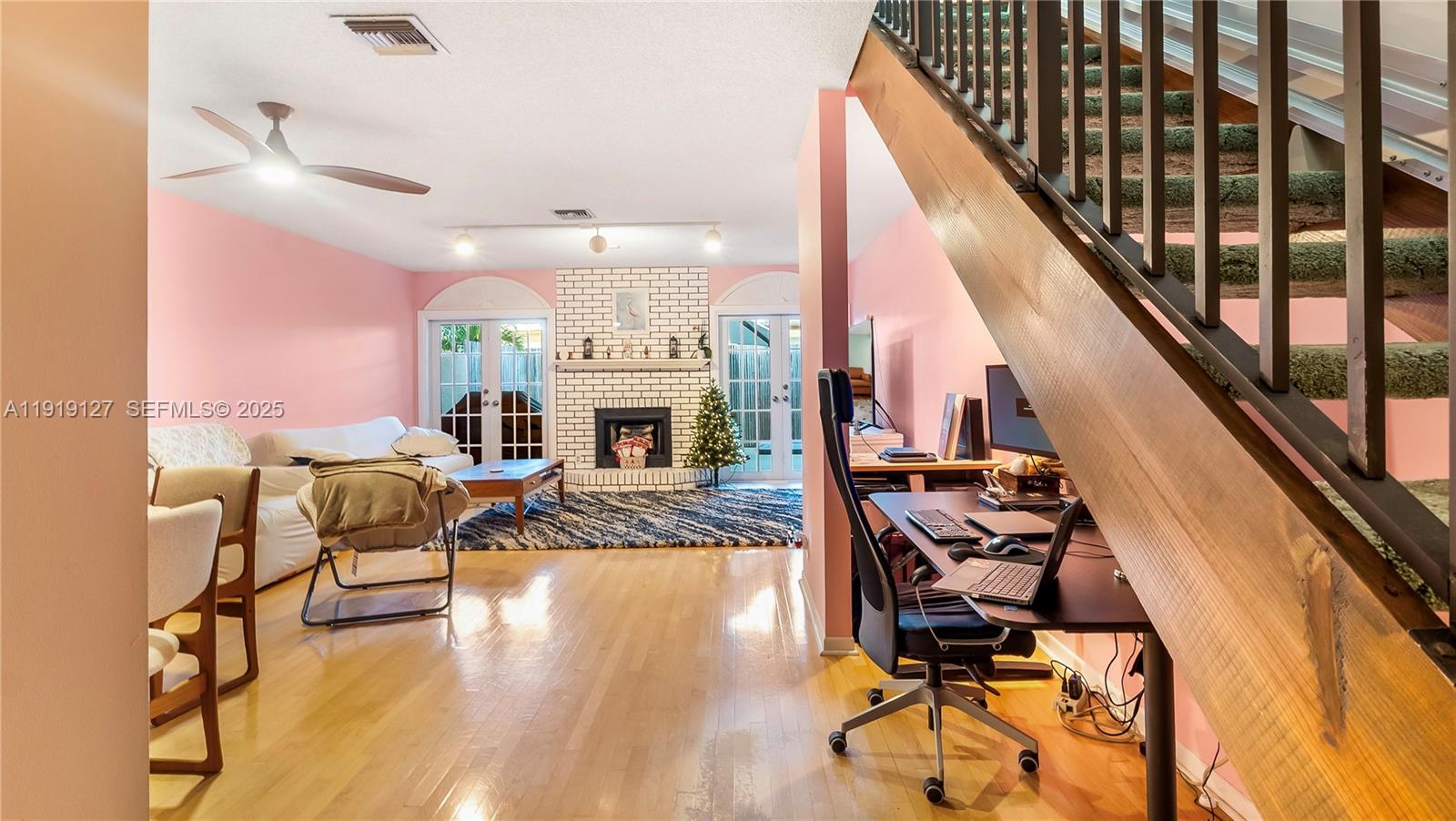 LAUDERDALE BY THE SEA - Residential