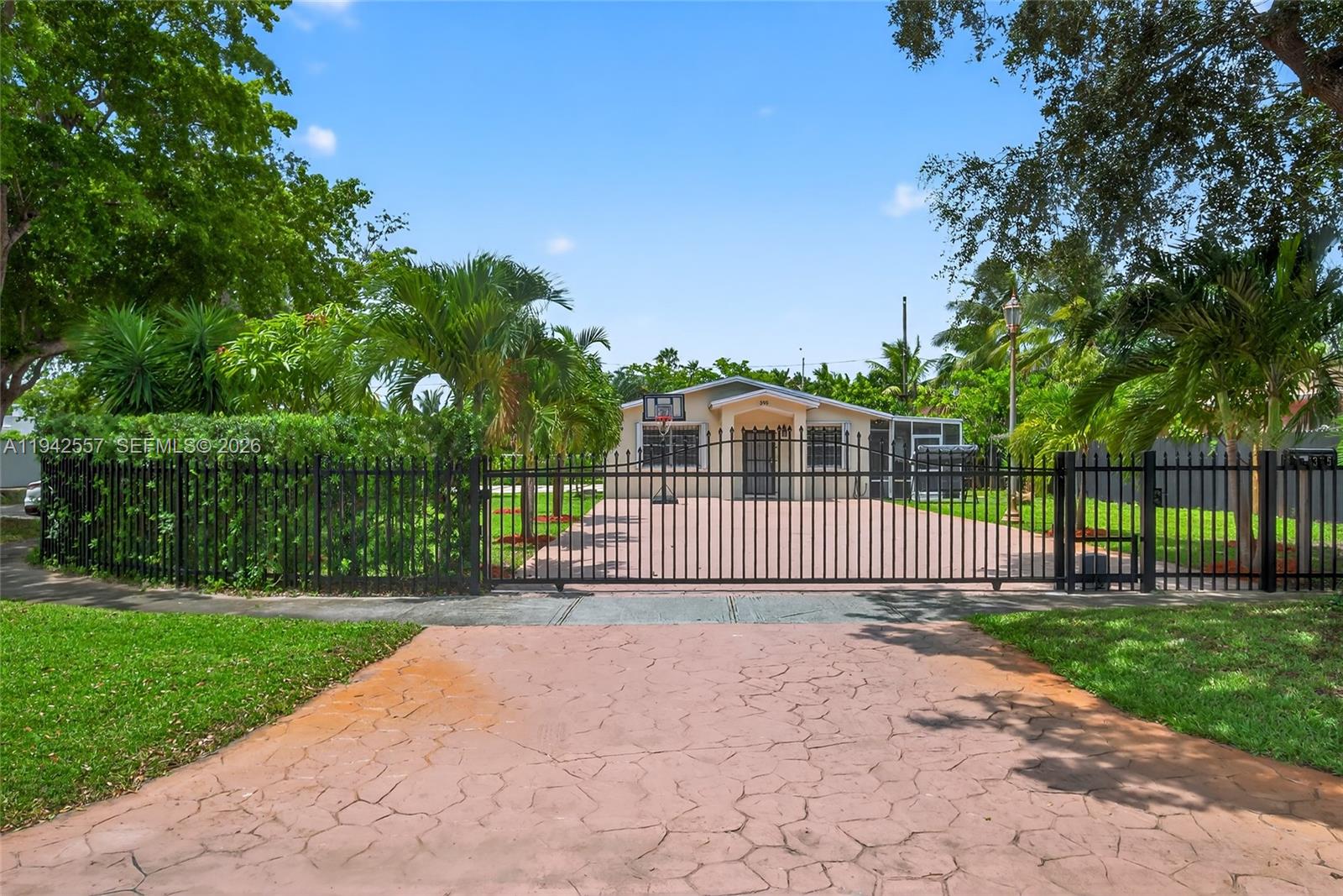 ALHAMBRA HGTS SEC 5 - Residential