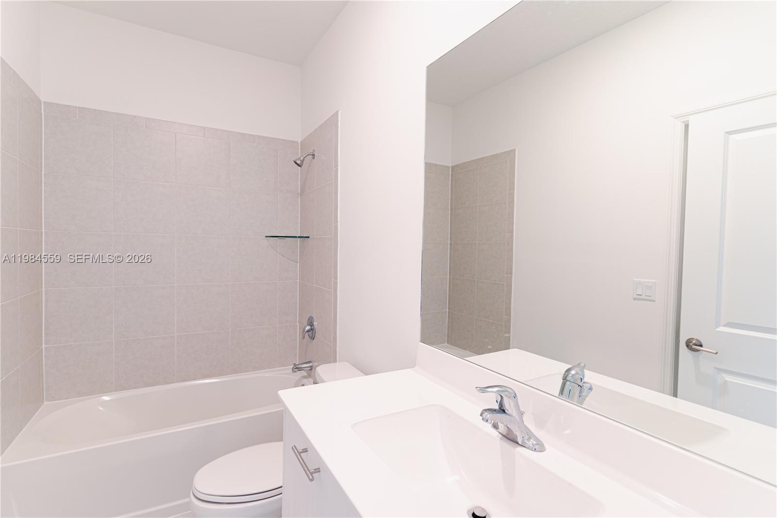 WESTVIEW GARDENS APARTMEN - Residential Lease