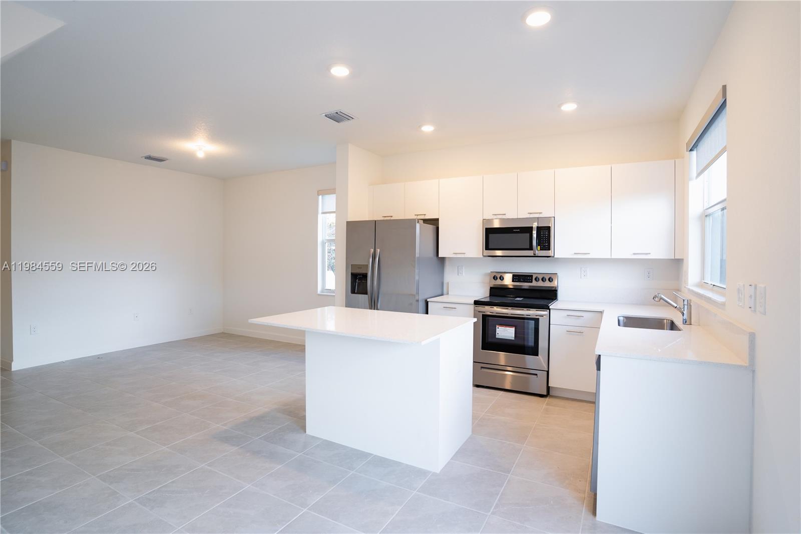 WESTVIEW GARDENS APARTMEN - Residential Lease