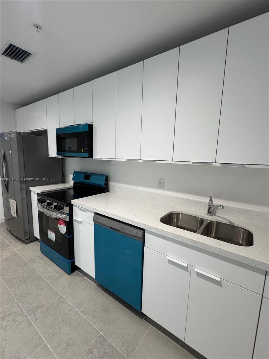 ROOSEVELT PARK - Residential Lease