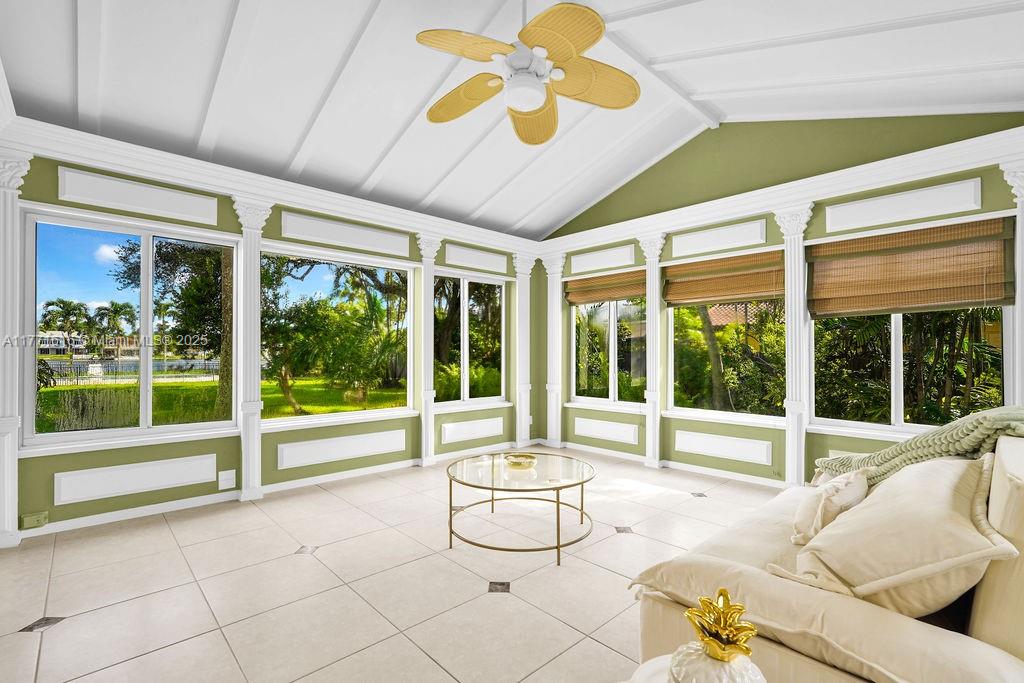 HOLLYWOOD LAKES SECTION - Residential Lease