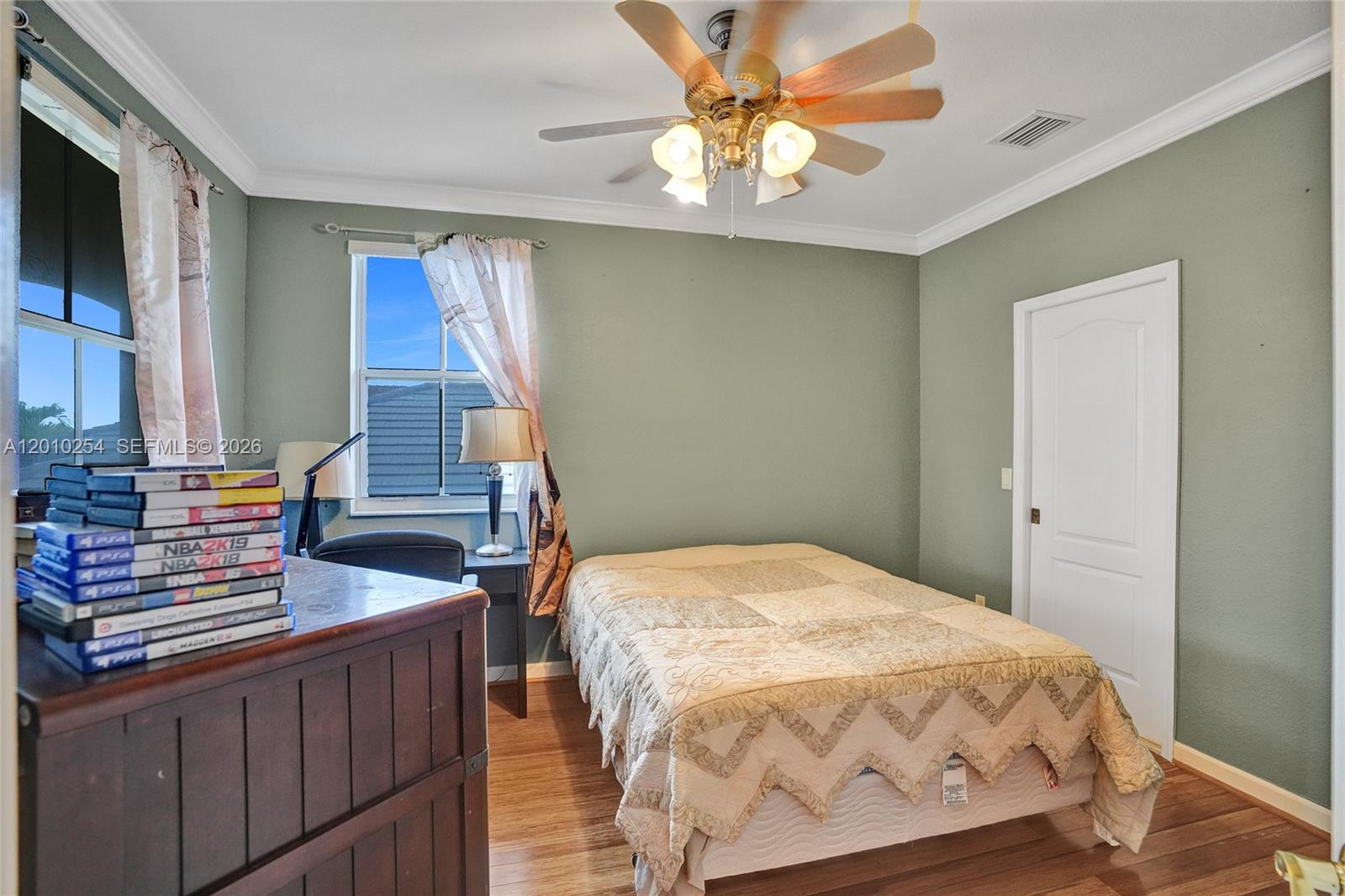 CENTURY GARDENS - Residential