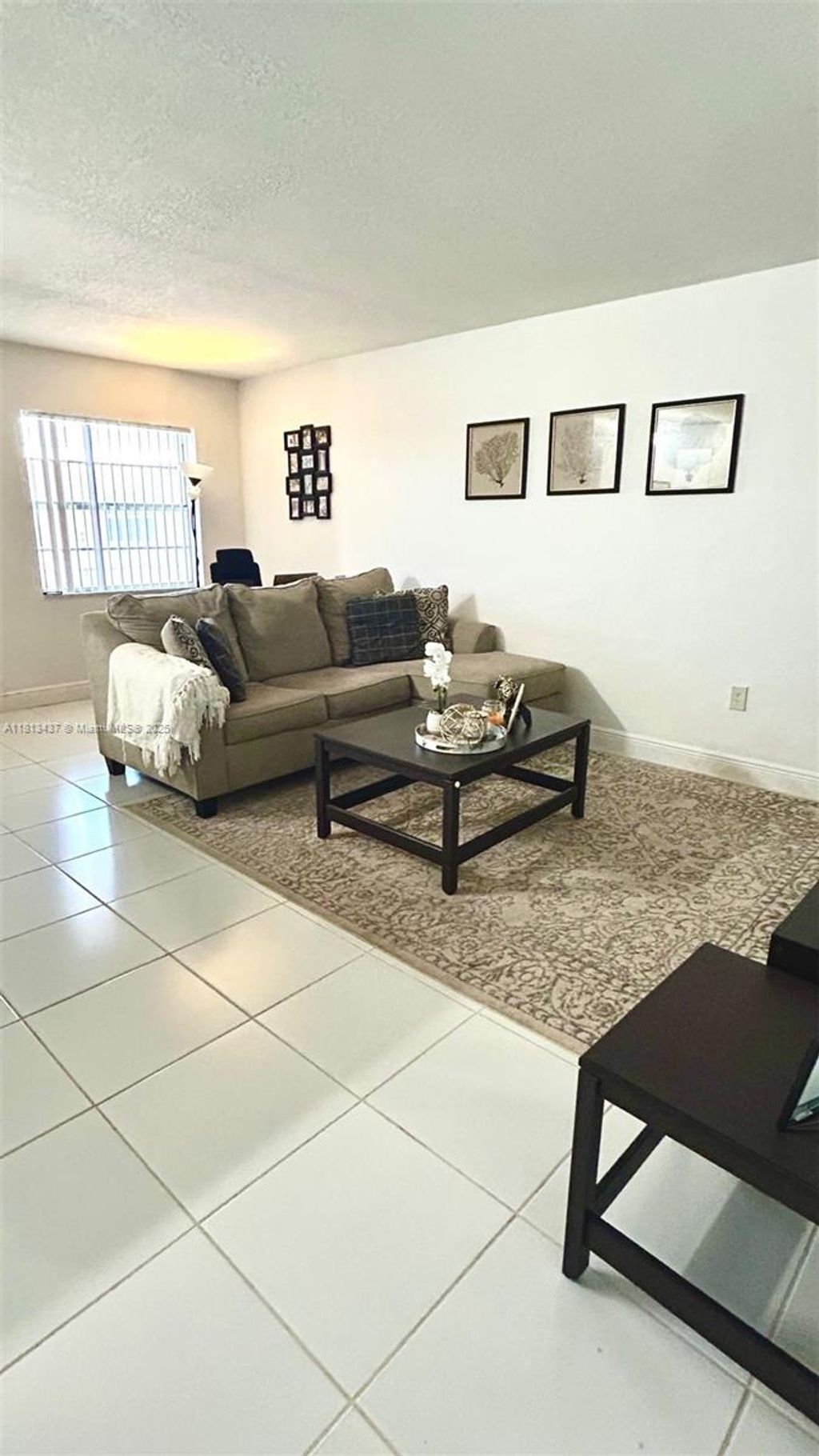 Photo of Hollywood, FL 33020 (MLS # A11813437)