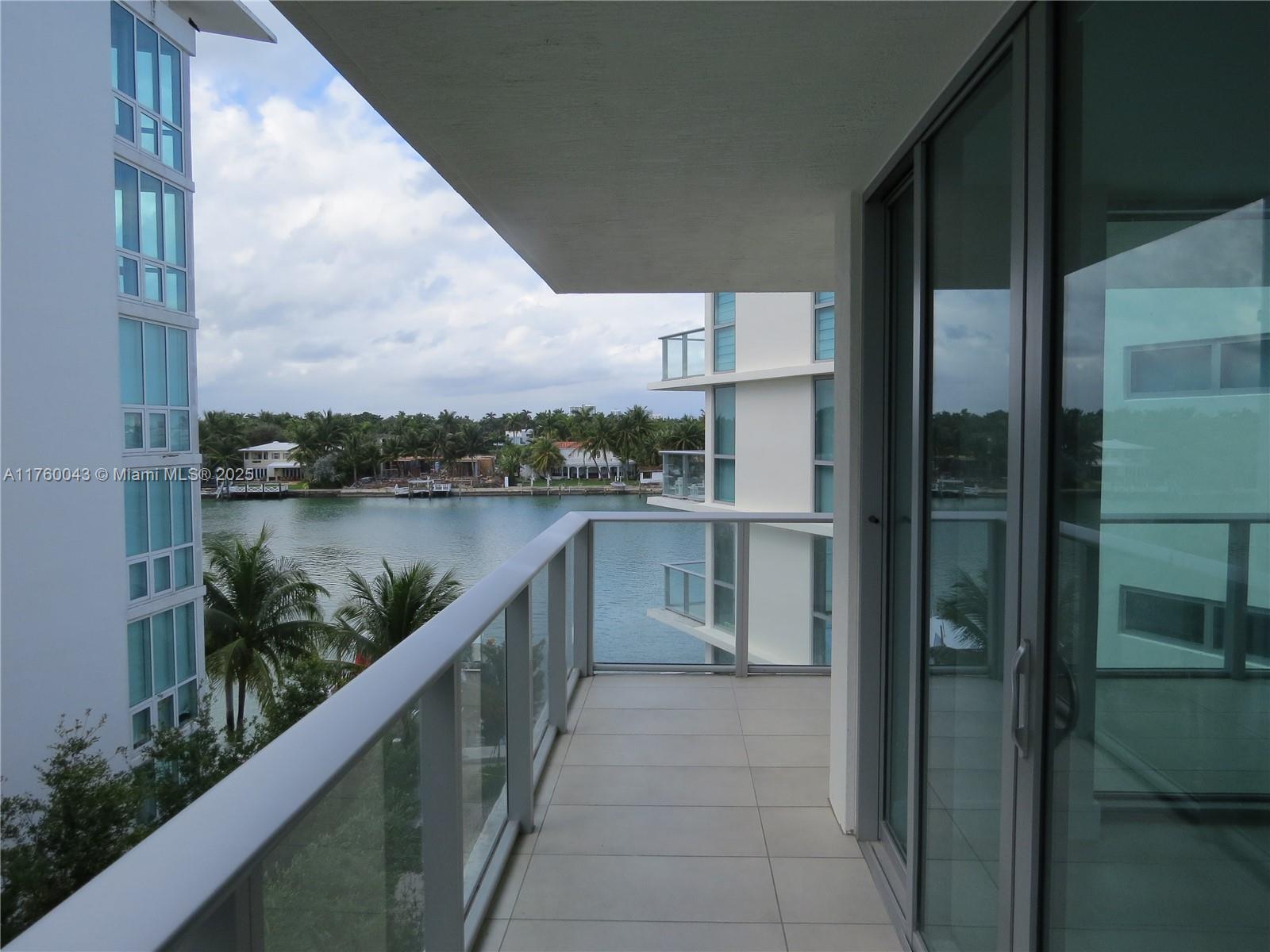 Property for Sale at 6620 Indian Creek Dr 401, Miami Beach, Miami-Dade County, Florida - Bedrooms: 1 
Bathrooms: 1  - $420,000
