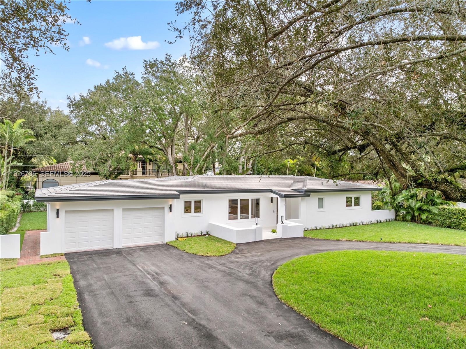 CORAL GABLES RIVIERA SEC - Residential