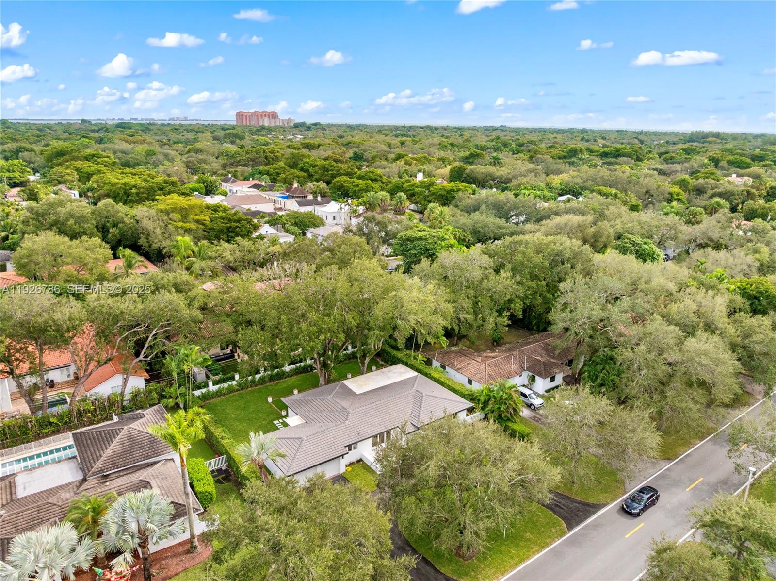 CORAL GABLES RIVIERA SEC - Residential