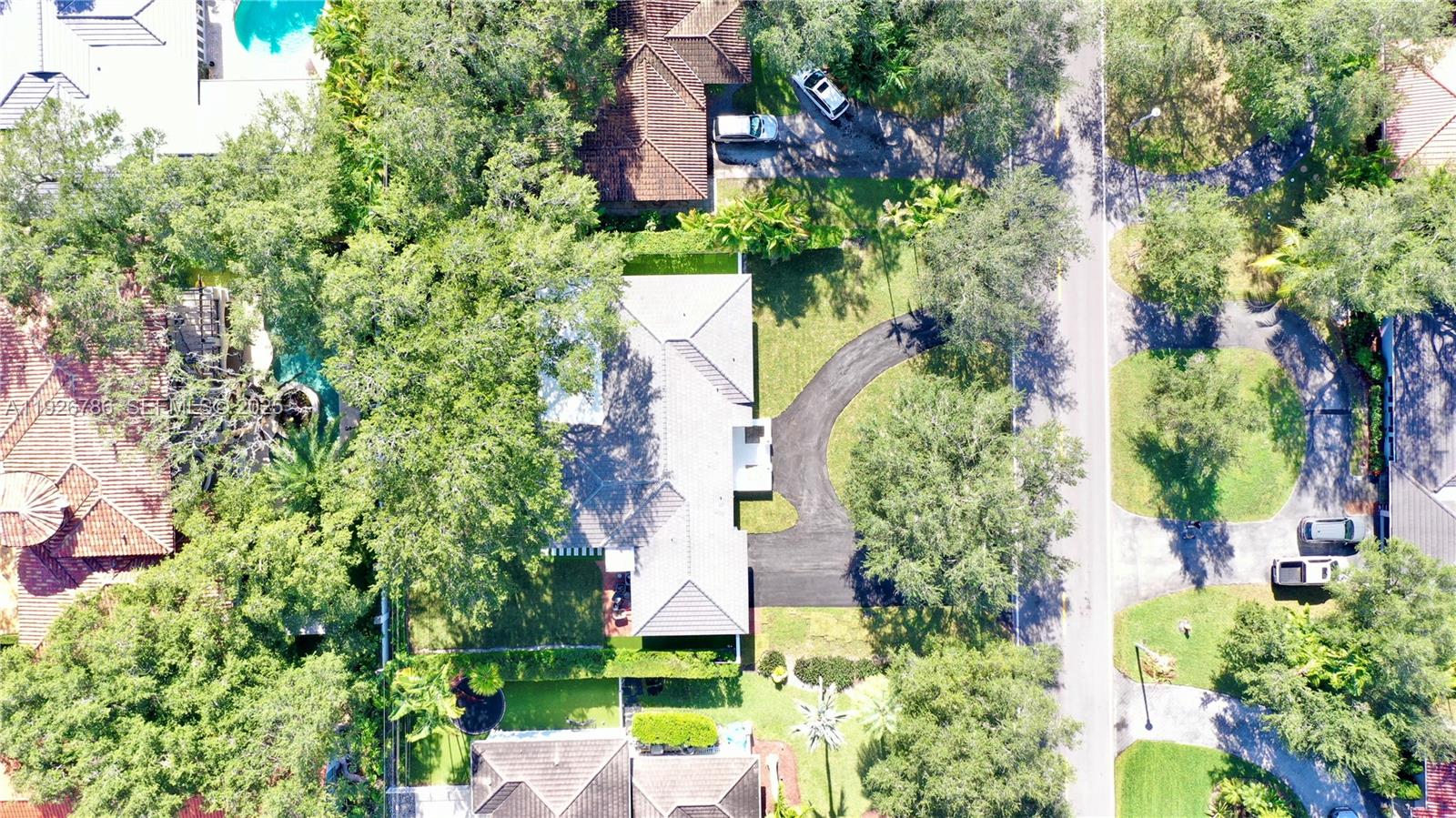 CORAL GABLES RIVIERA SEC - Residential