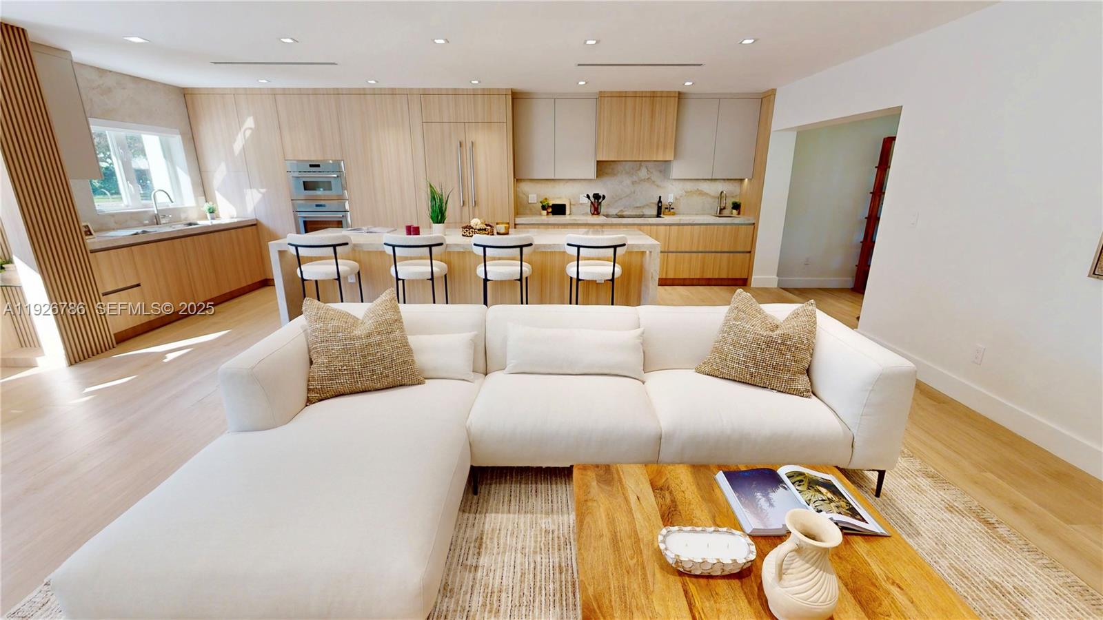 CORAL GABLES RIVIERA SEC - Residential