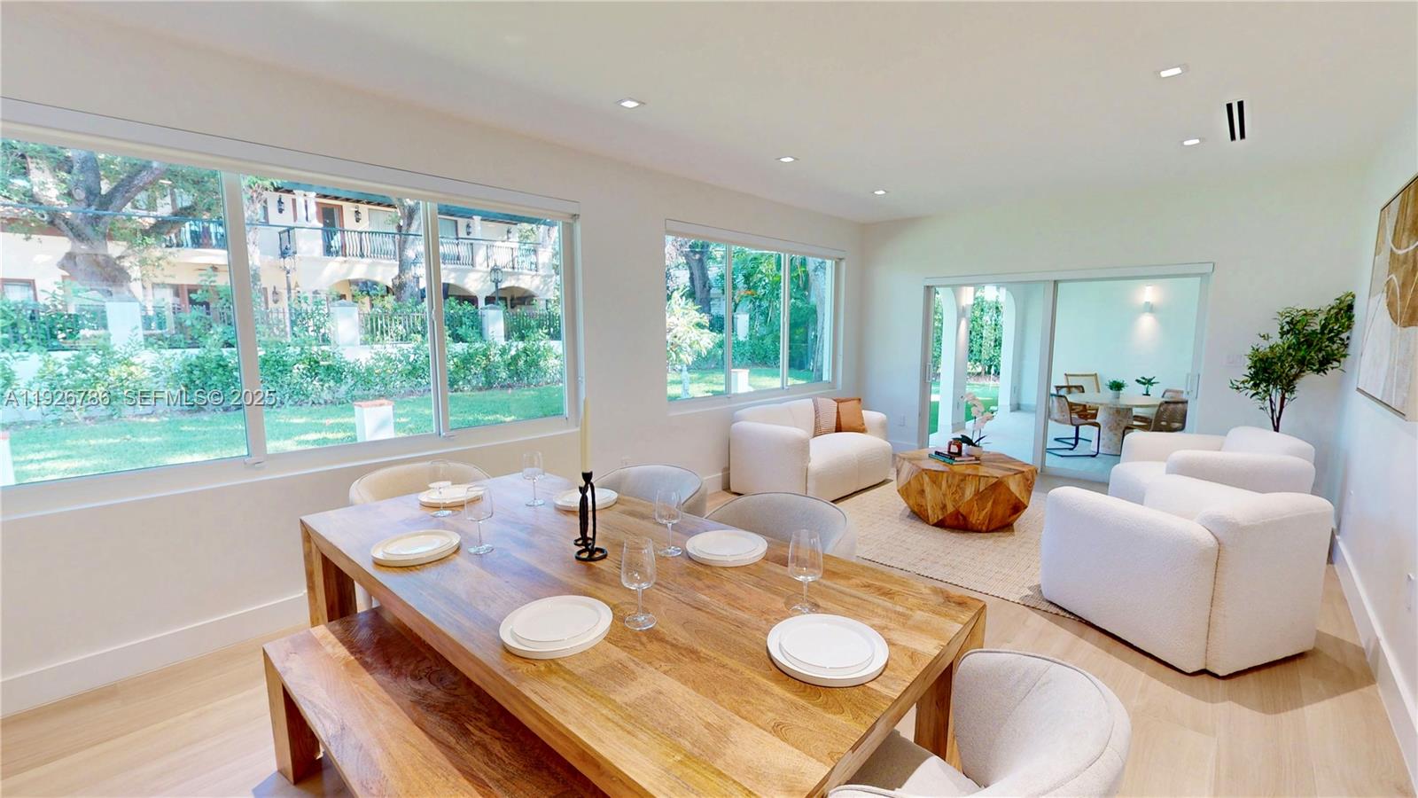 CORAL GABLES RIVIERA SEC - Residential