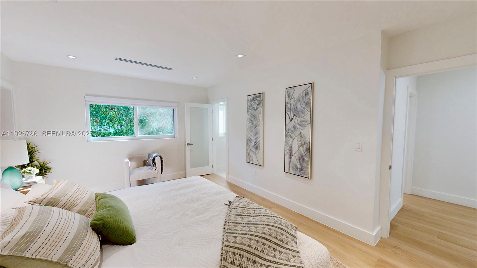 CORAL GABLES RIVIERA SEC - Residential