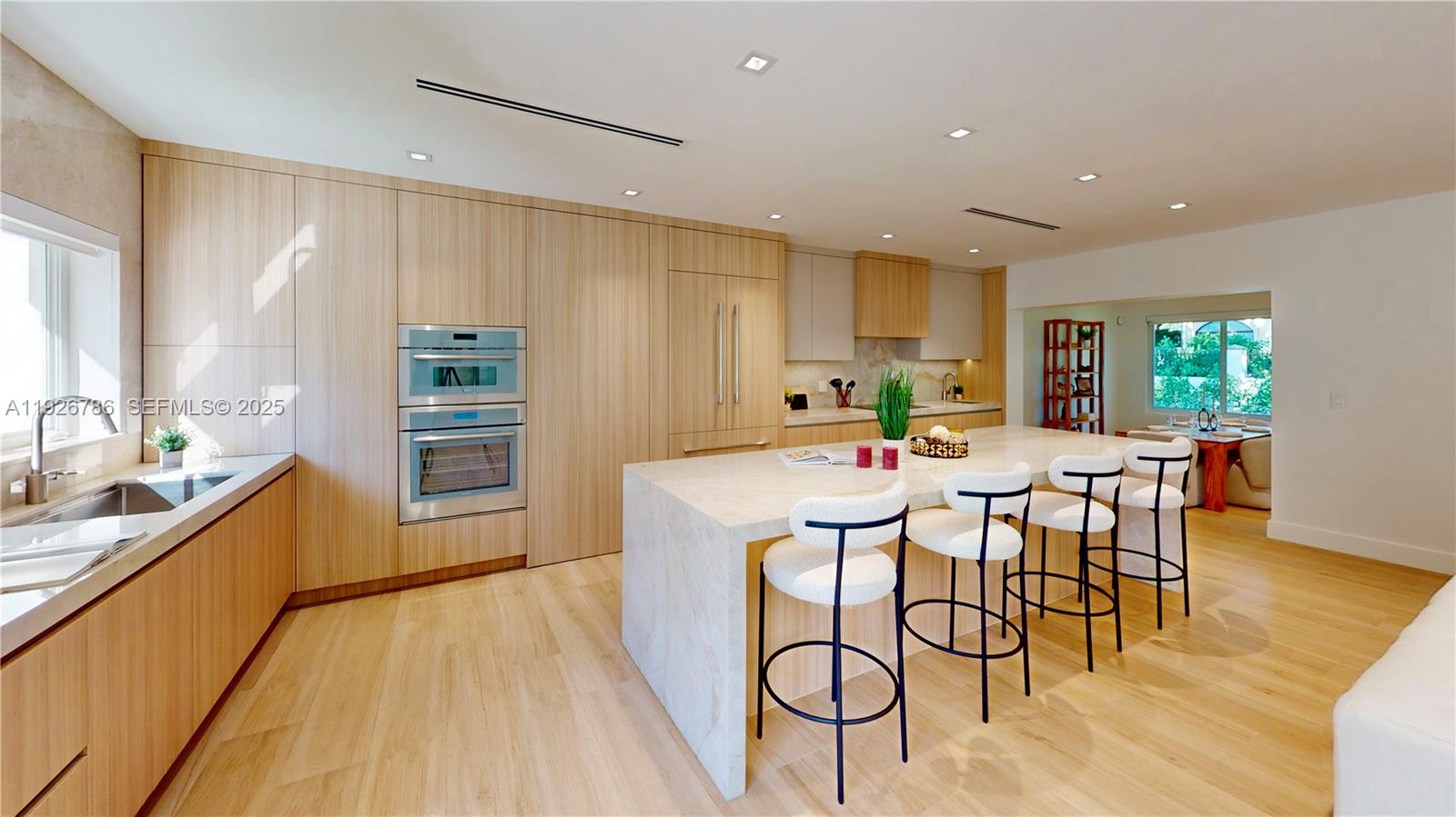 CORAL GABLES RIVIERA SEC - Residential