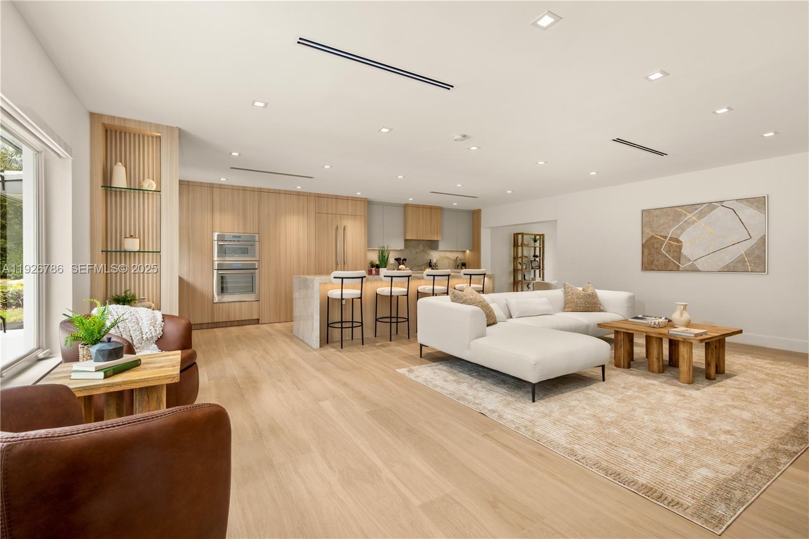 CORAL GABLES RIVIERA SEC - Residential