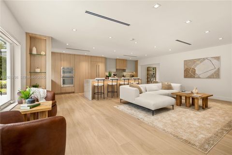 6011 Maynada St Coral Gables FL 33146