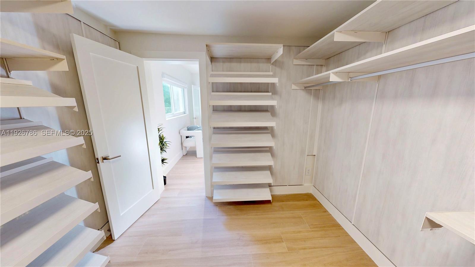 CORAL GABLES RIVIERA SEC - Residential