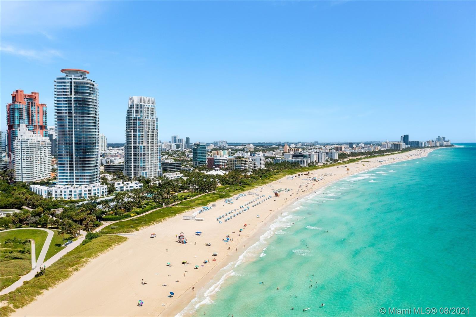 CONTINUUM ON SOUTH BEACH - Residential