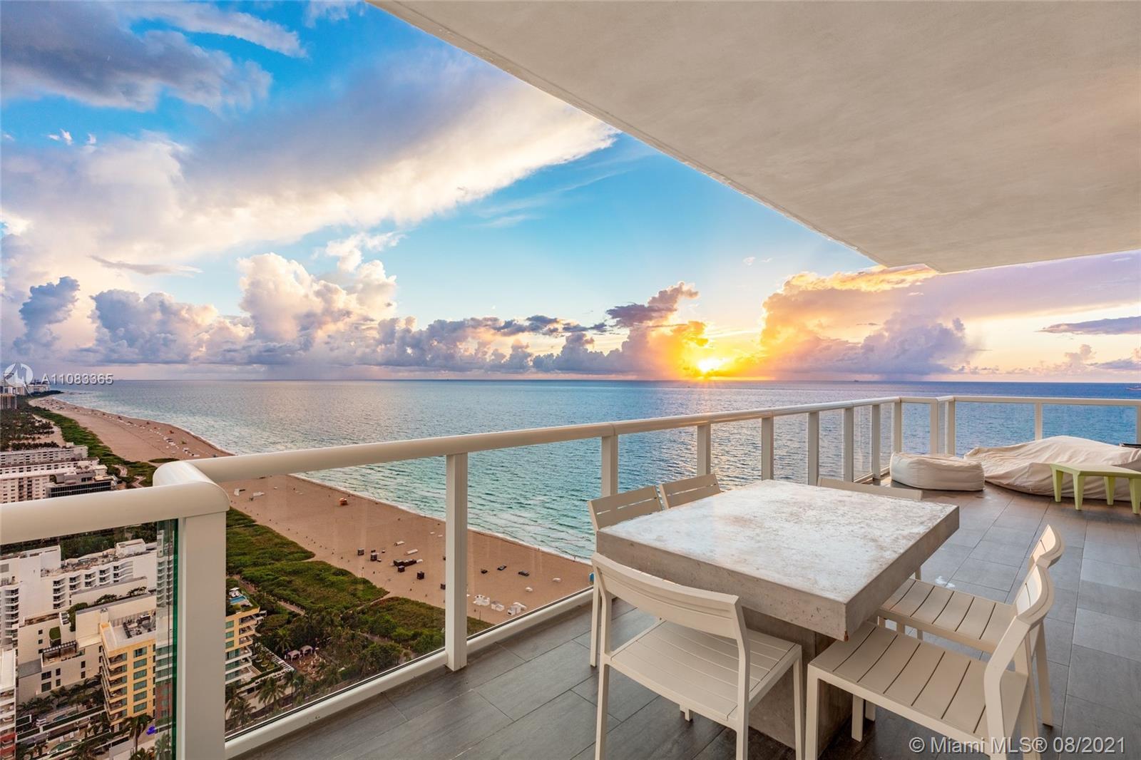CONTINUUM ON SOUTH BEACH - Residential