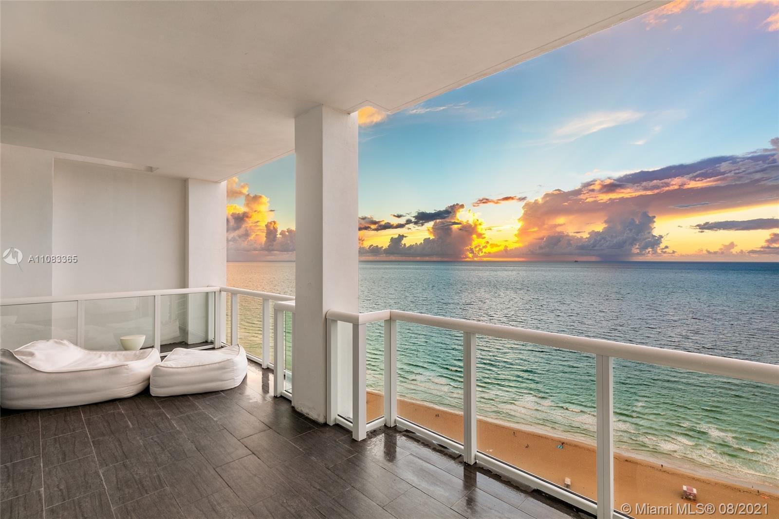 CONTINUUM ON SOUTH BEACH - Residential