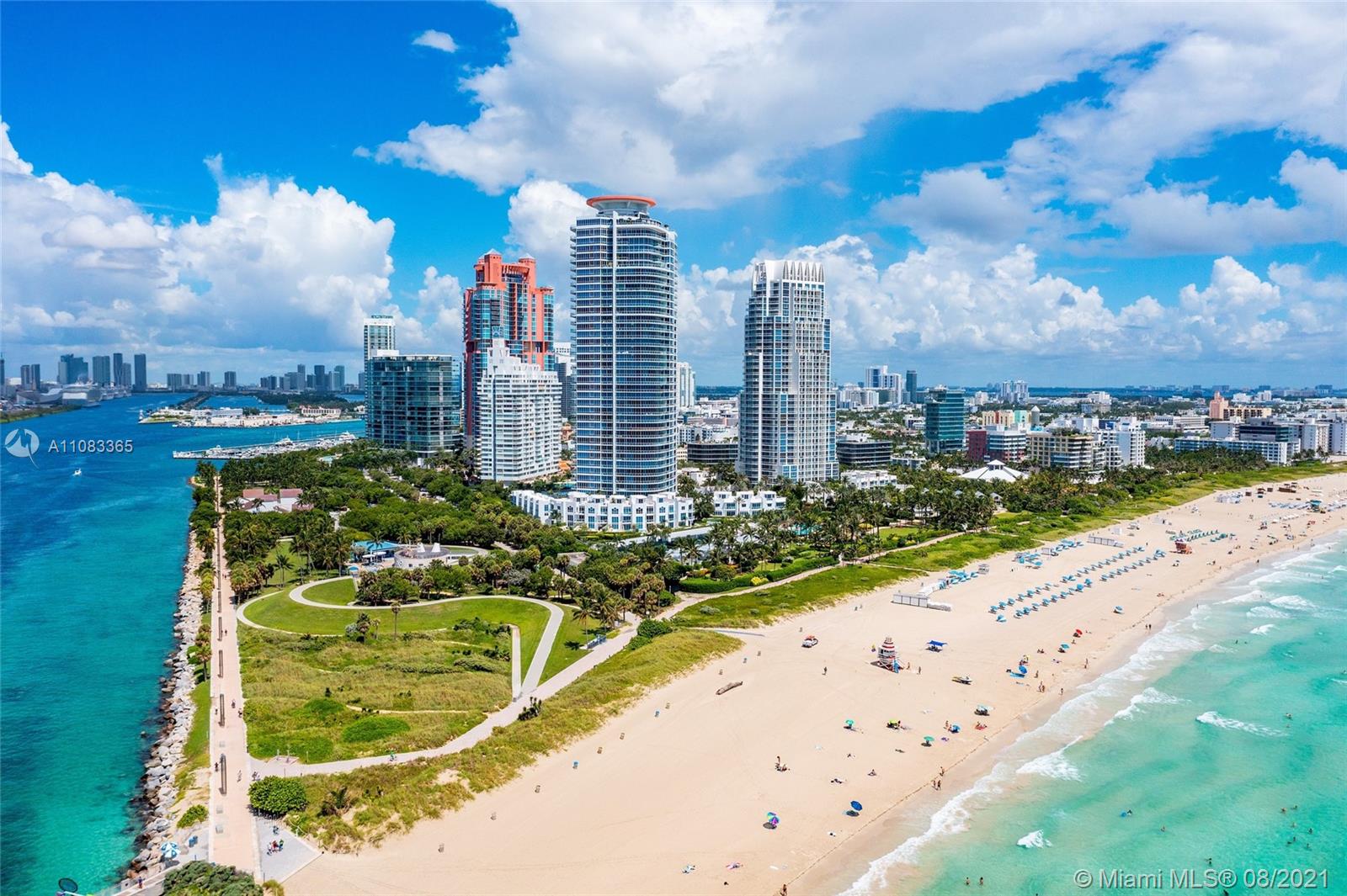 CONTINUUM ON SOUTH BEACH - Residential