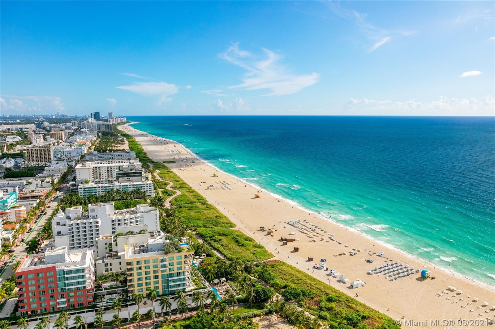 CONTINUUM ON SOUTH BEACH - Residential