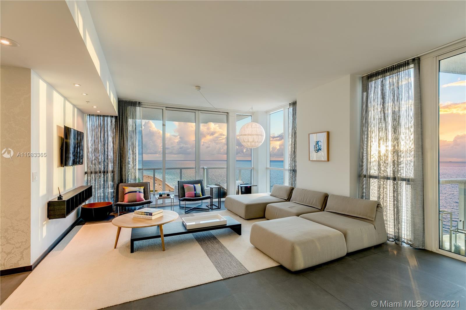 CONTINUUM ON SOUTH BEACH - Residential