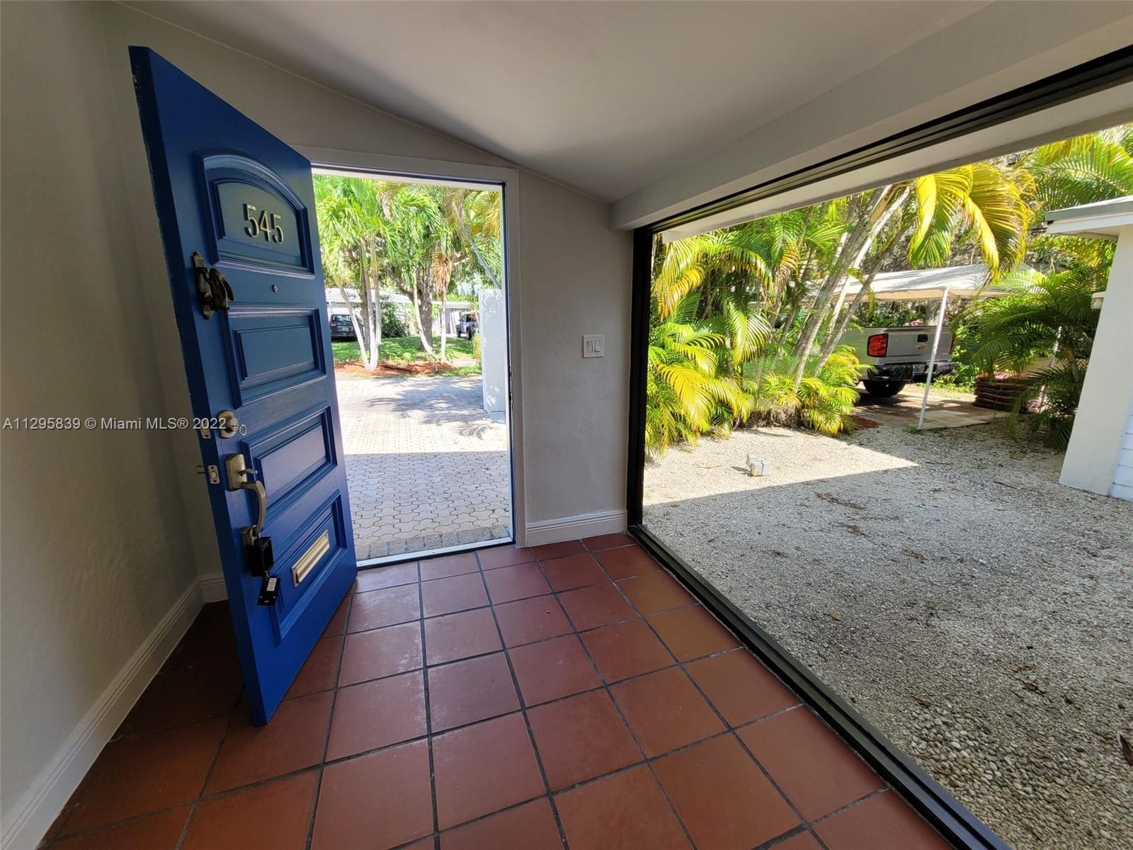 TROPICAL ISLE HOMES SUB - Residential Lease