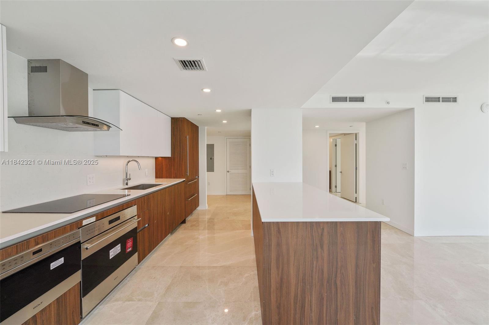 1500 Bay Rd N-0315