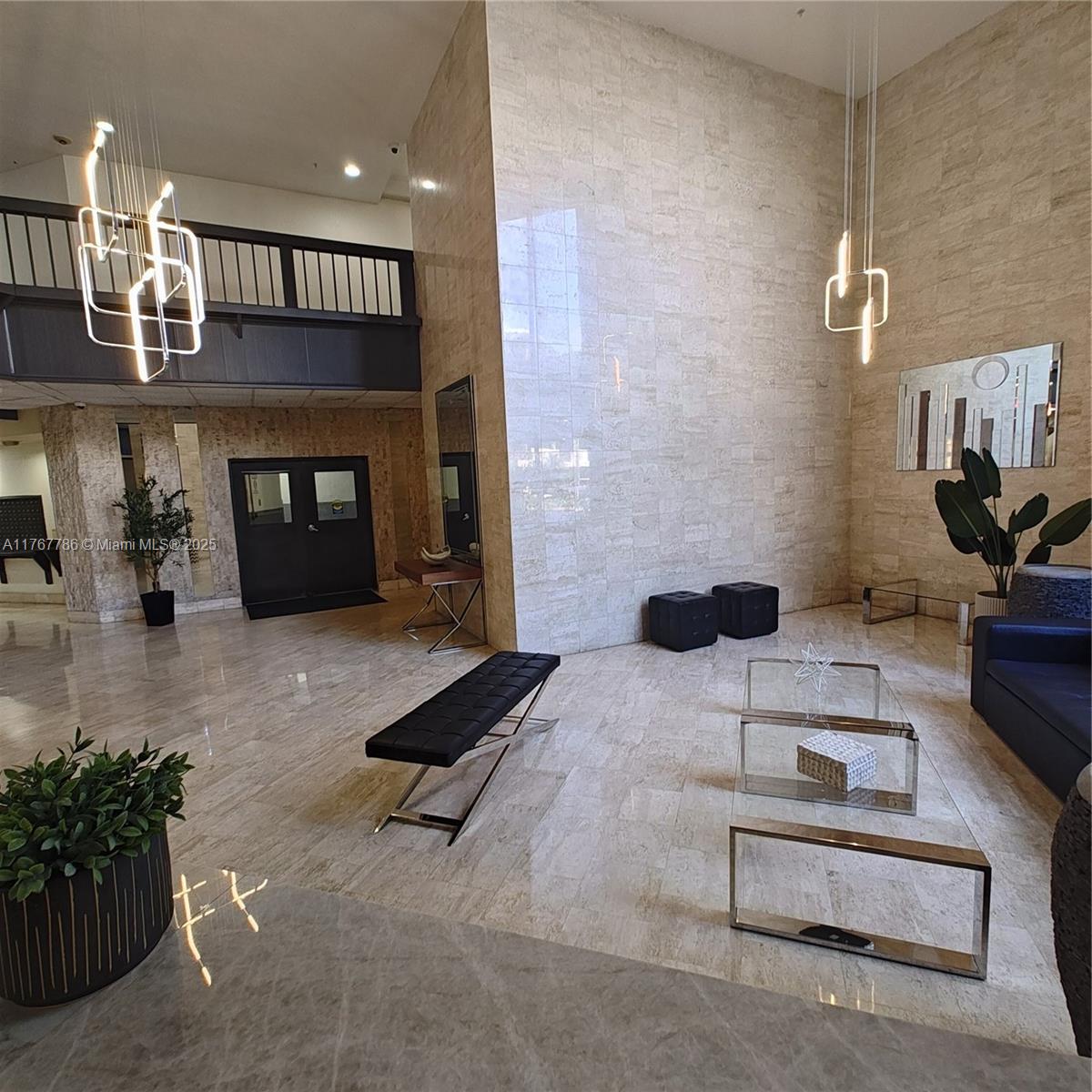 COMMODORE PLAZA CONDO - Residential