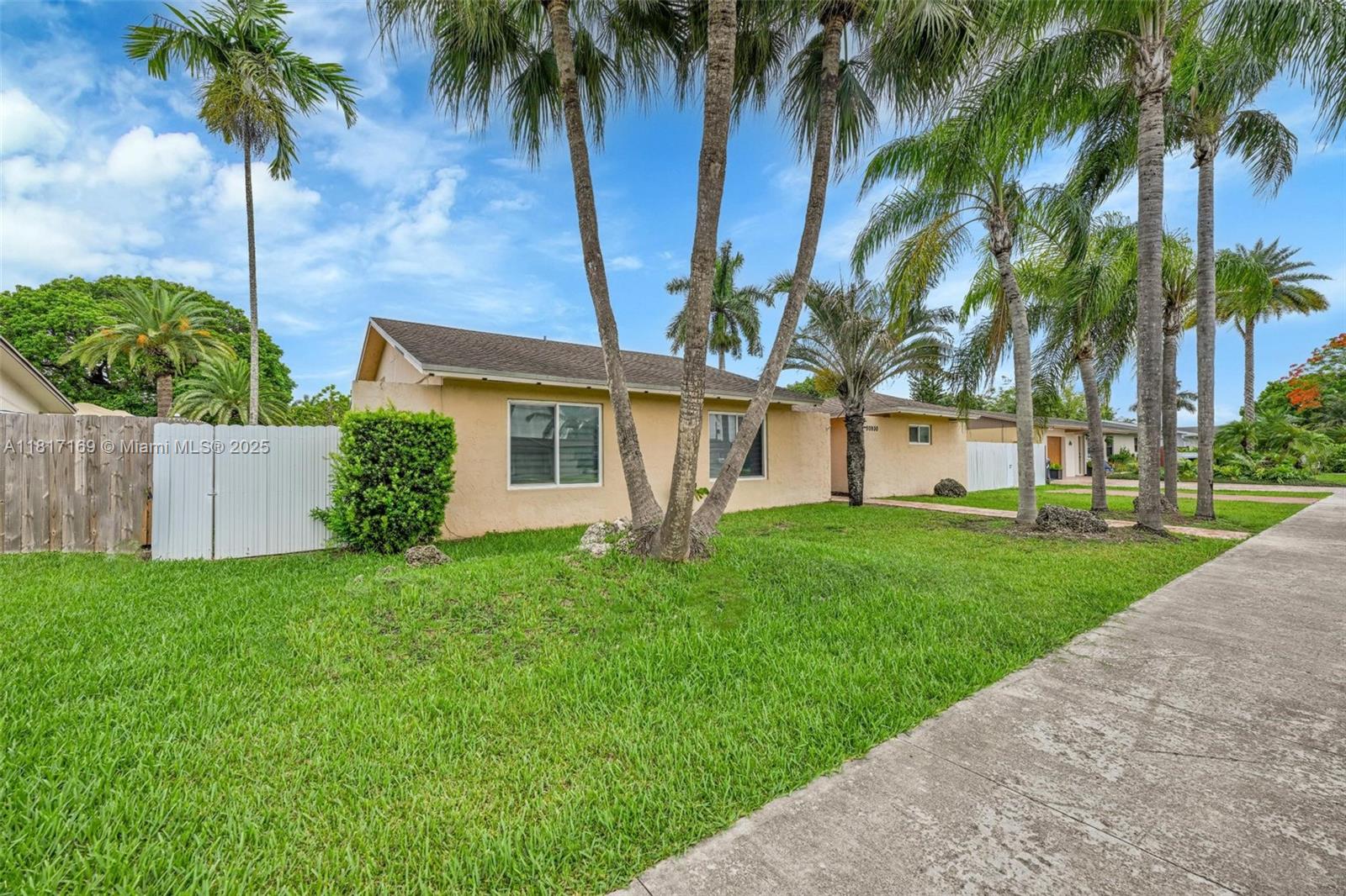 VANDA ESTATES - Residential