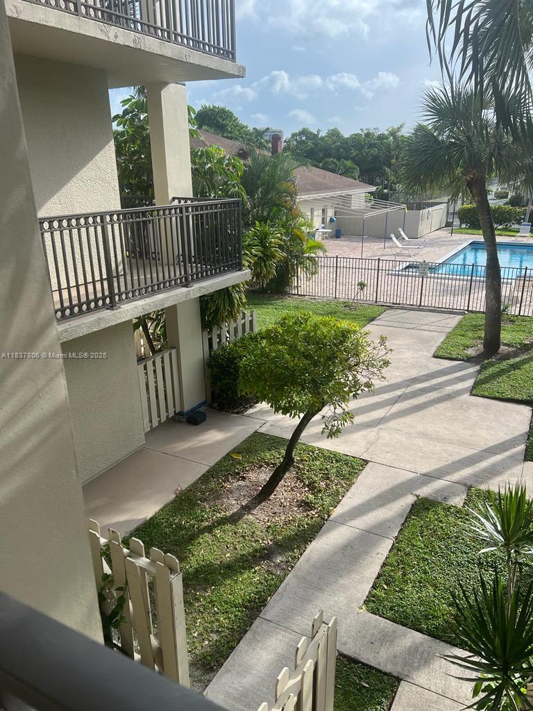 CROSS CREEK CONDO - Residential Lease