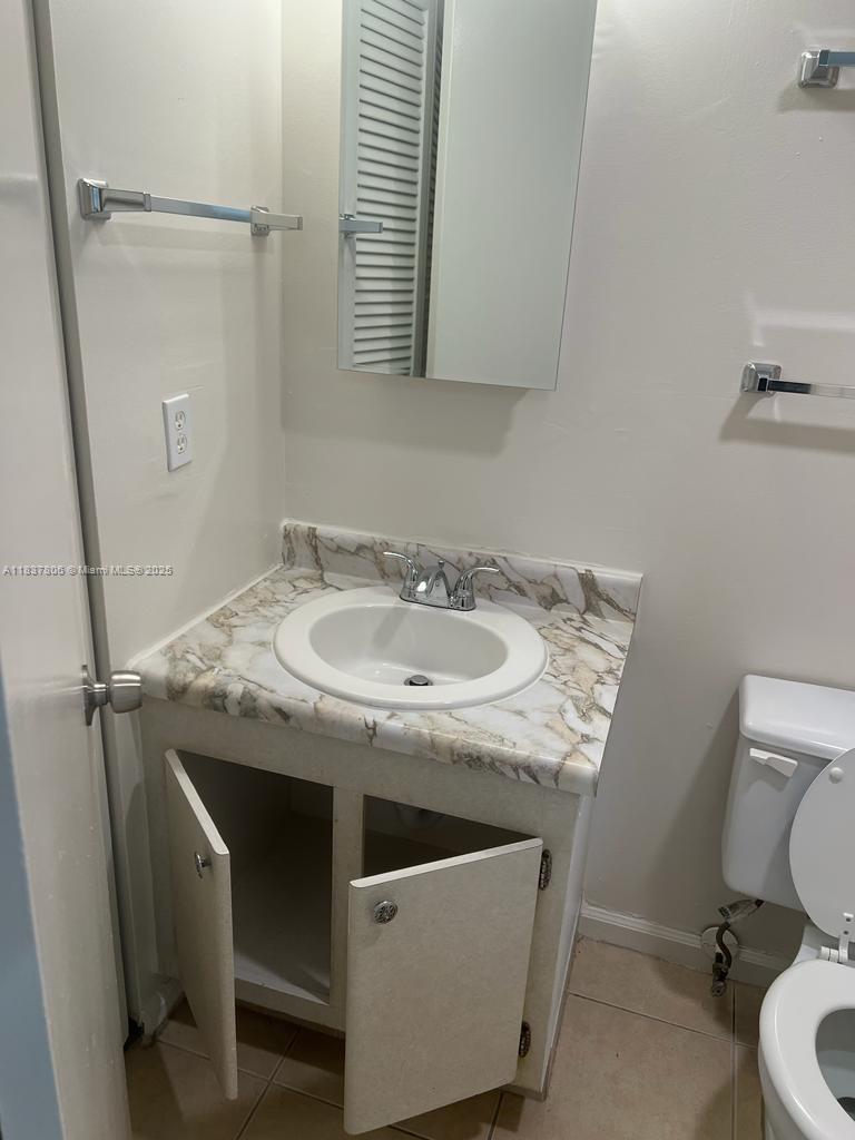CROSS CREEK CONDO - Residential Lease