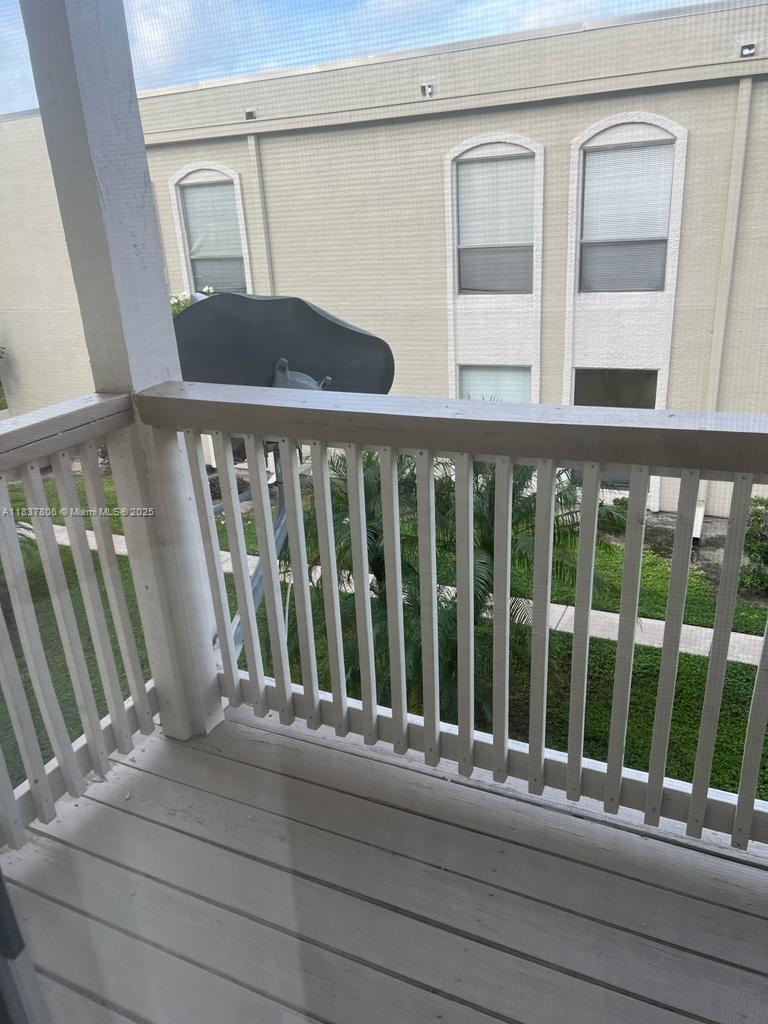 CROSS CREEK CONDO - Residential Lease