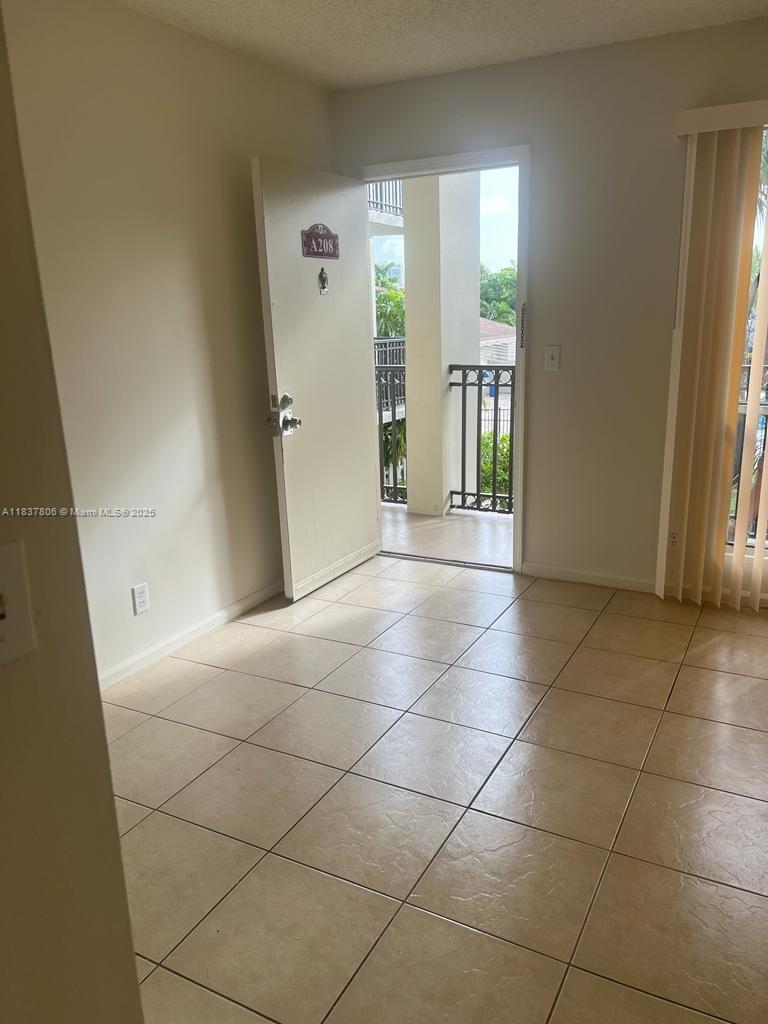 CROSS CREEK CONDO - Residential Lease
