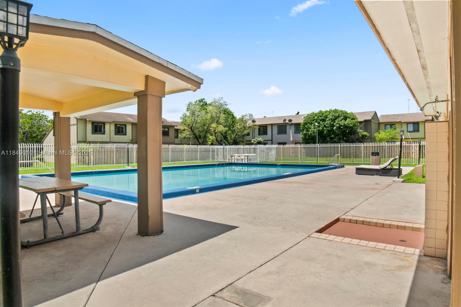 NORTHPOINTE AT THE CALIF - Residential