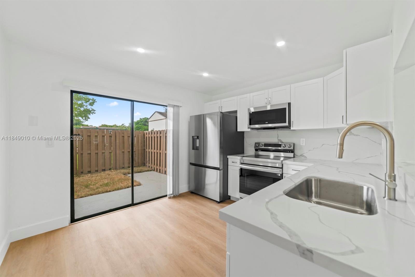 NORTHPOINTE AT THE CALIF - Residential