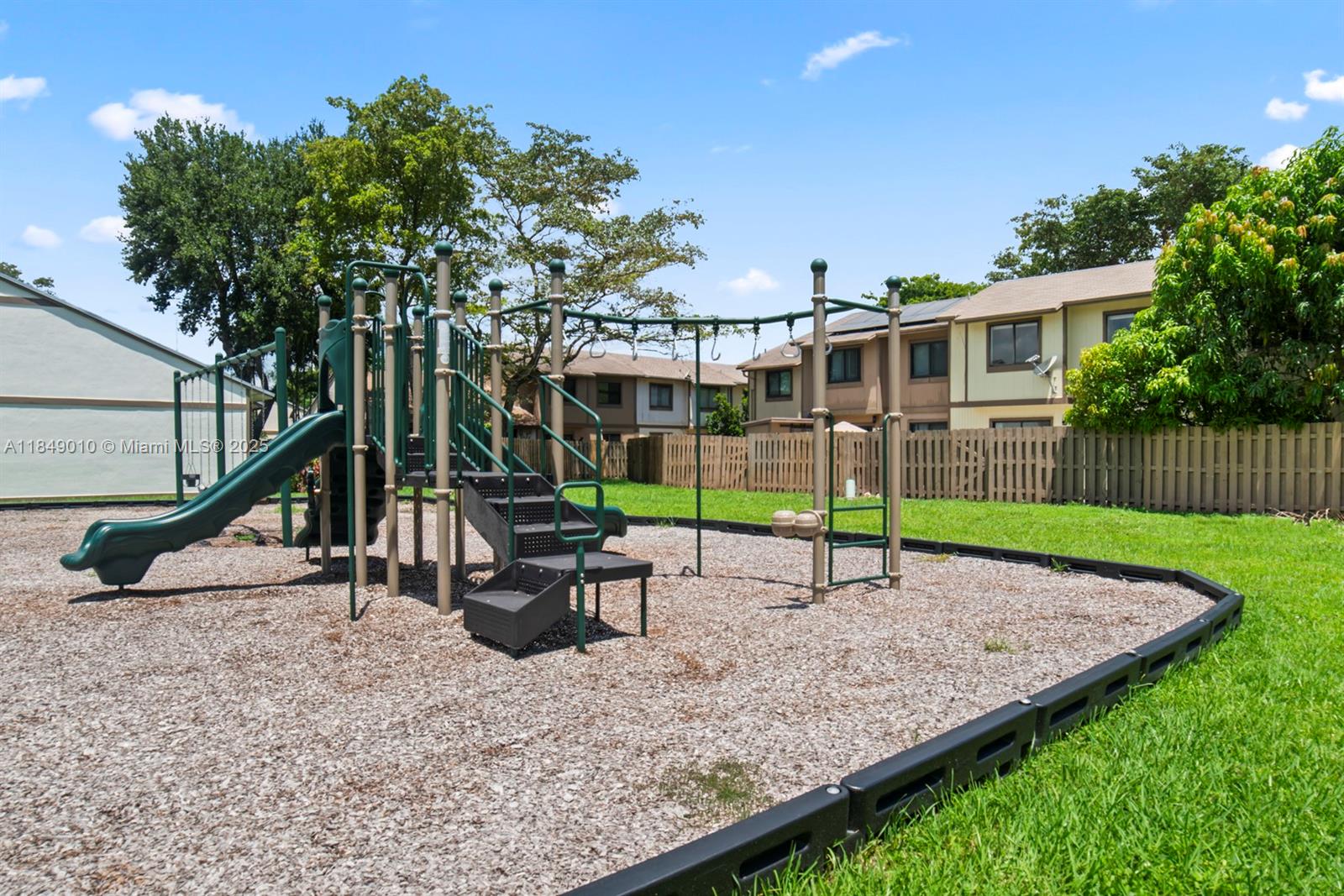 NORTHPOINTE AT THE CALIF - Residential