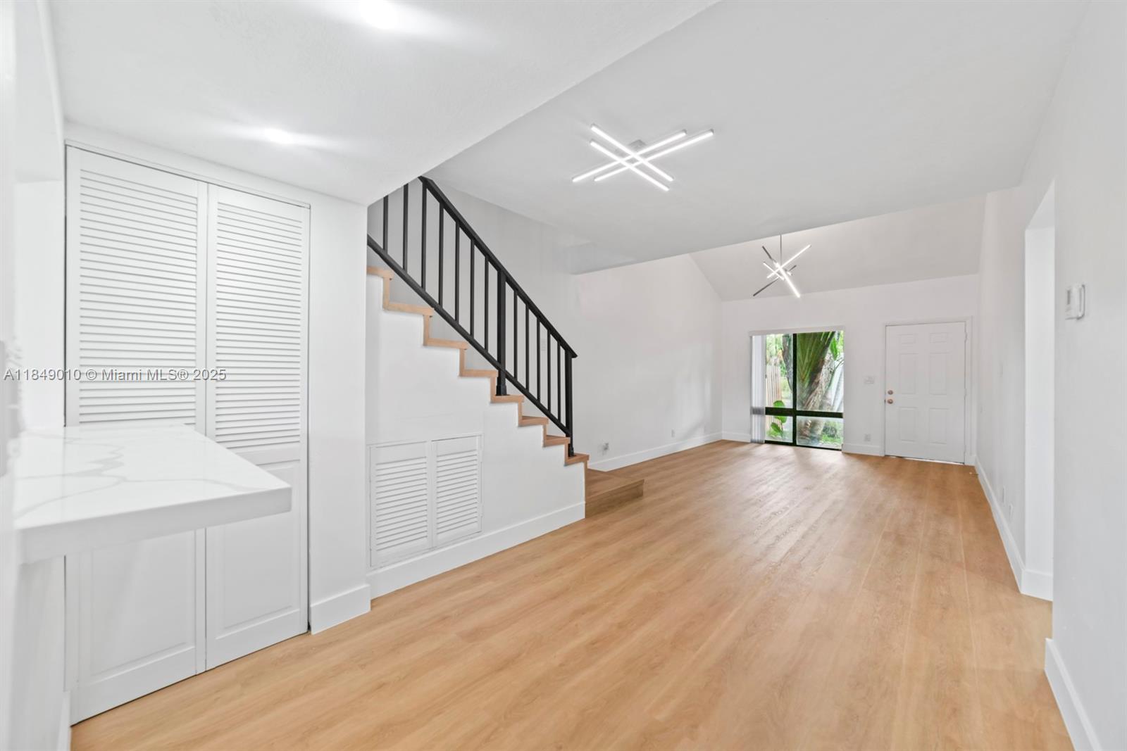 NORTHPOINTE AT THE CALIF - Residential