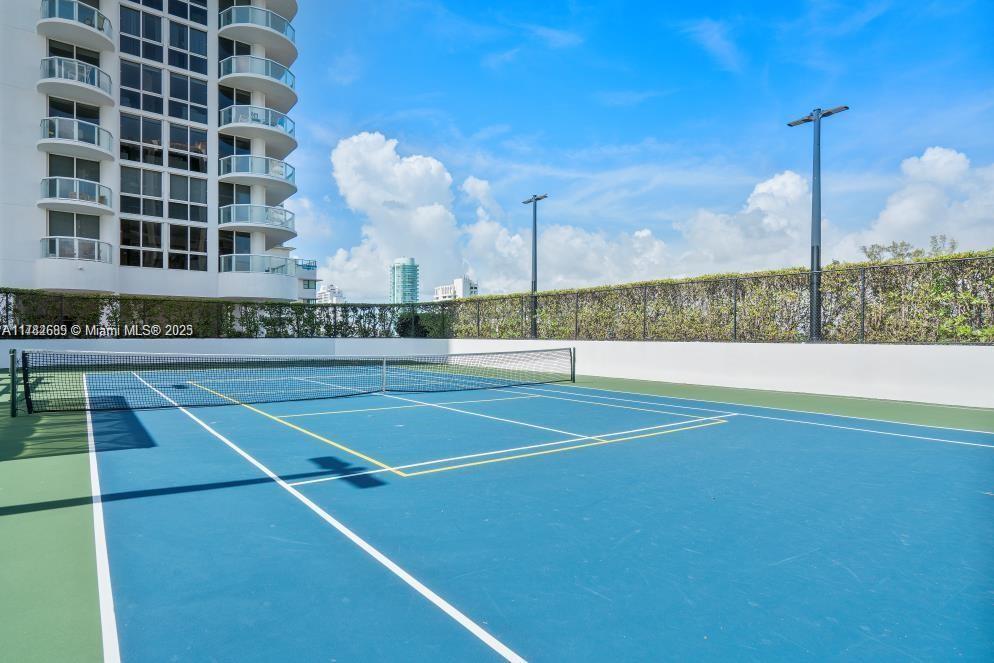 6365 Collins Ave 2201